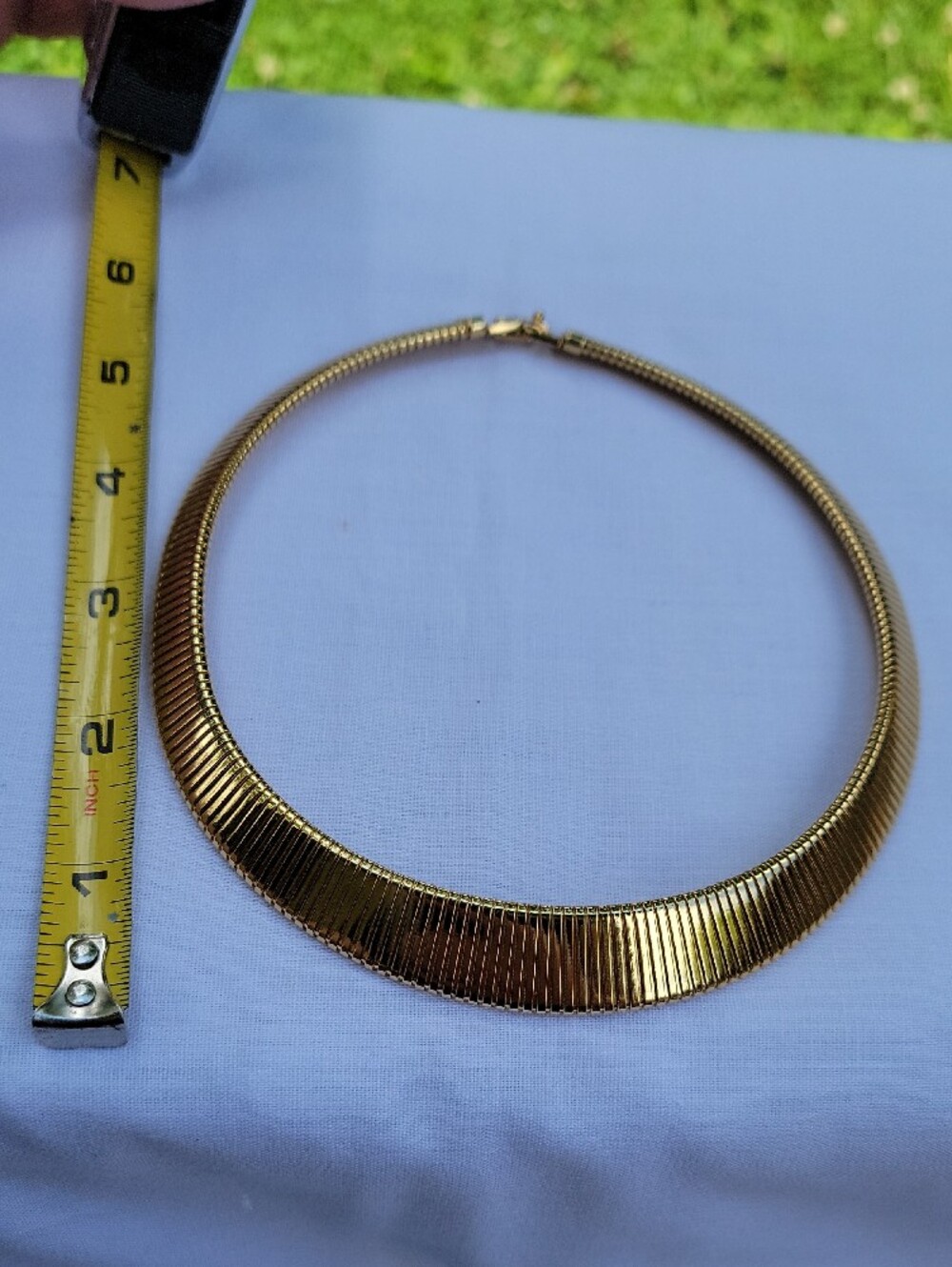 Vintage Monet - Gold-Tone Women's Herringbone Collar Necklace - Picture 4 of 5